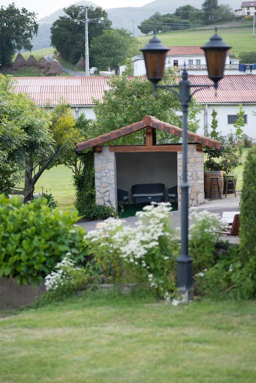 Casa Rural-Apartamentos Zelaikoa Zestoa Bagian luar foto